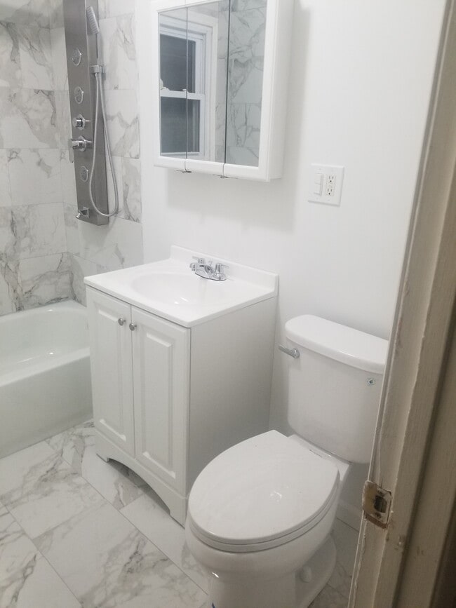 7 Brookwood St Unit 2nd floor