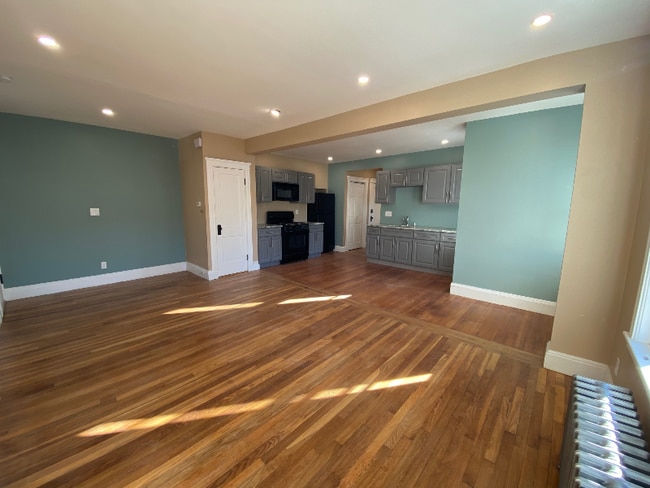 Photo - 254 Belgrade Ave Unit 2