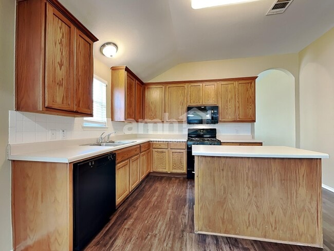 Photo - 265 Firwood N