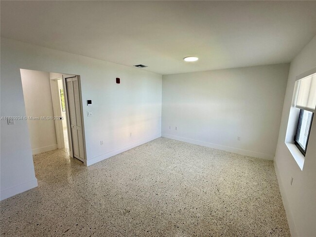 Photo - 180 NE 57th St Unit 16