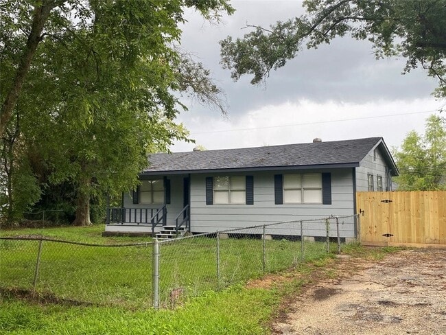 Photo - 518 Big Deer Dr