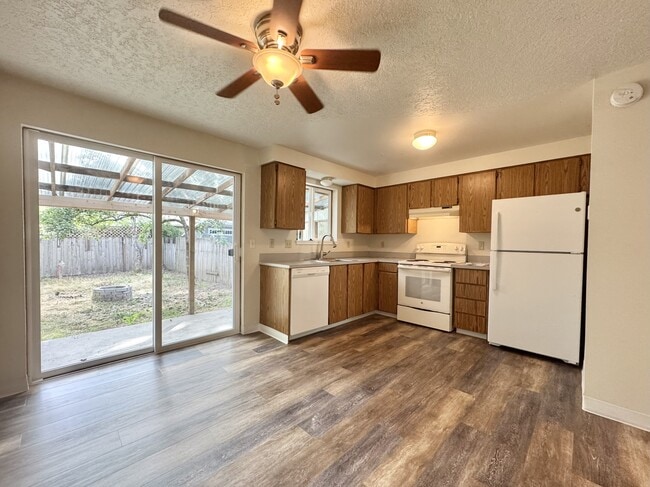 Photo - 2738 SE 62nd Ave
