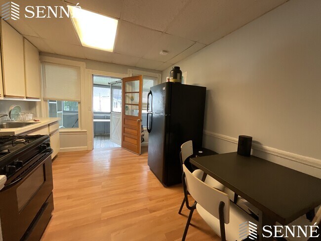 10 7th St Unit 10