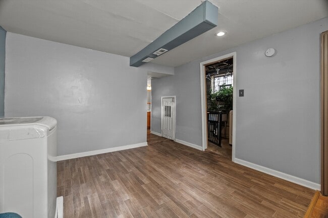 Photo - 11417 S Church St