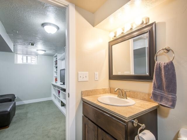 Photo - 2176 Nowell Cir