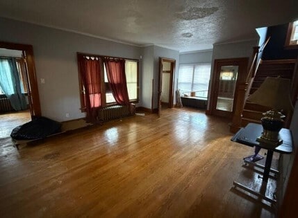 123 Blymyer Ave