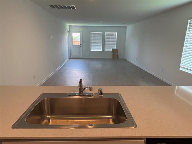 Photo - 3104 Tokara St