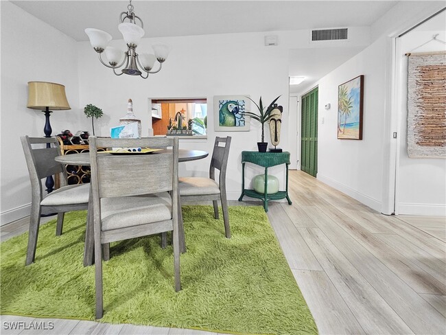 Photo - 1700 Pine Valley Dr Unidad 118