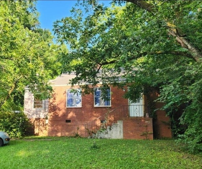 Building Photo - Infantry Rental
