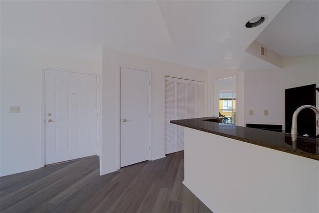 Photo - 115 112th Ave NE Unit 605