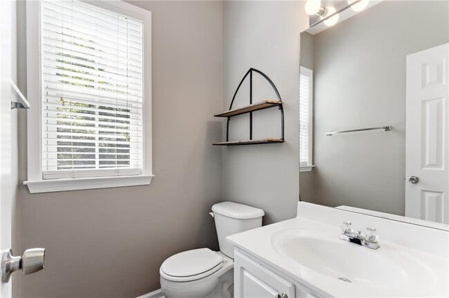 Photo - 6250 Whirlaway Dr