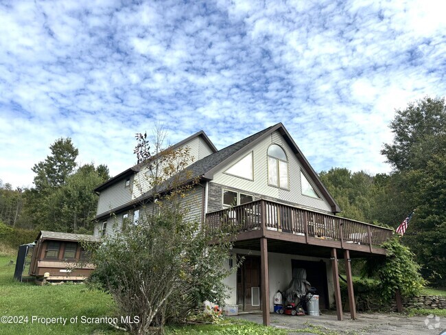 Building Photo - 2053 Silver Creek Rd Rental