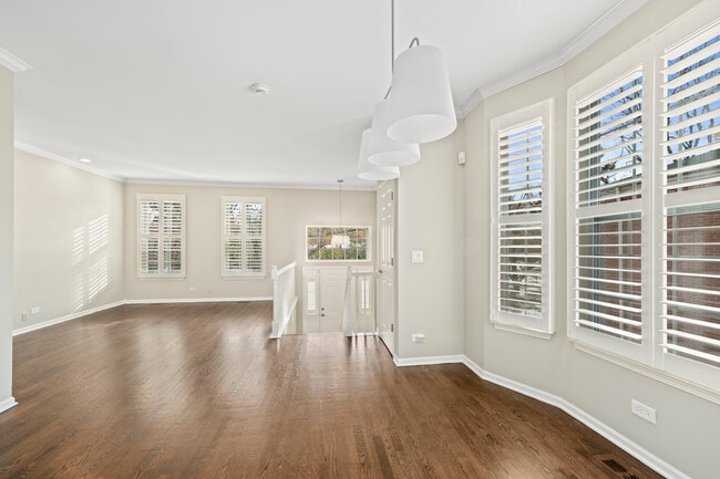 Photo - 2106 Rugen Rd