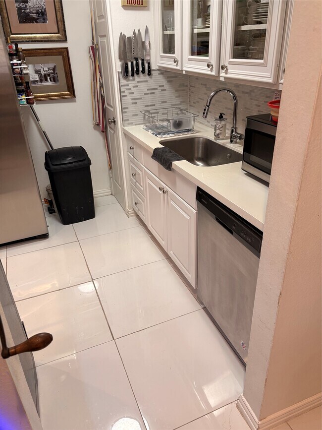 3224 Timmons Ln Unit 150