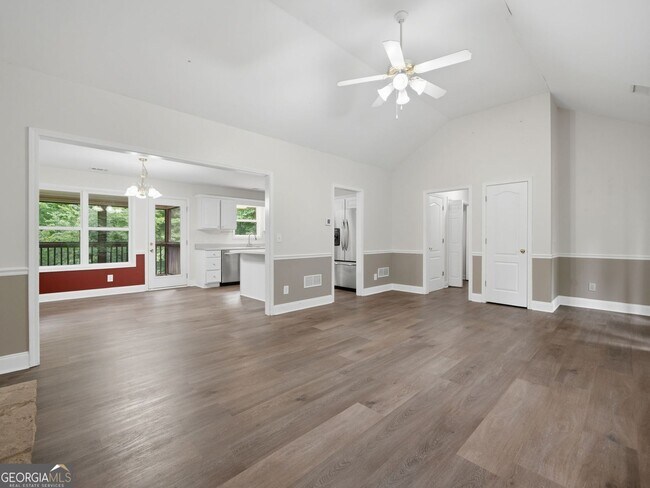 Photo - 166 Cove Hill