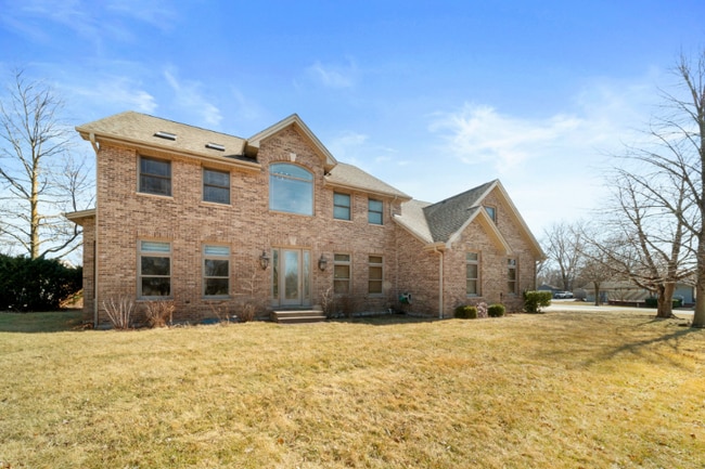 Photo - 115 E Woodlawn Rd House
