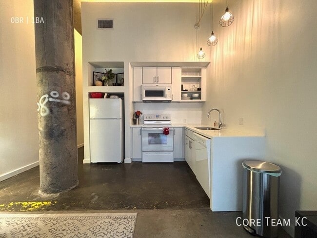 Photo - 1723 Walnut St Unit 208