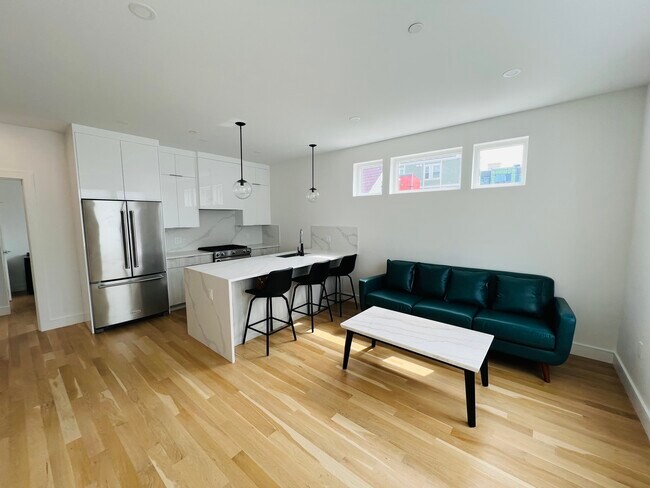 Building Photo - 28 South St Unit 204 Rental