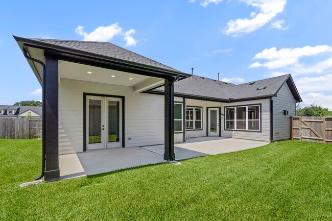 Photo - 1206 Hidden Oaks Dr