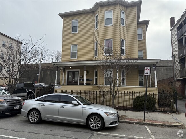 Building Photo - 195 Millbury St Unit 1 Rental