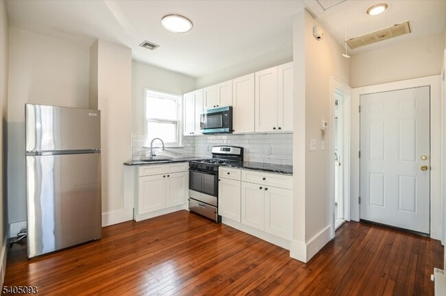 Photo - 265 McBride Ave