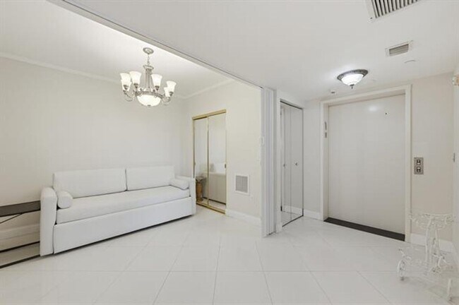 Photo - 9595 Collins Ave Unidad 9595 Collins Avenue # N3-f