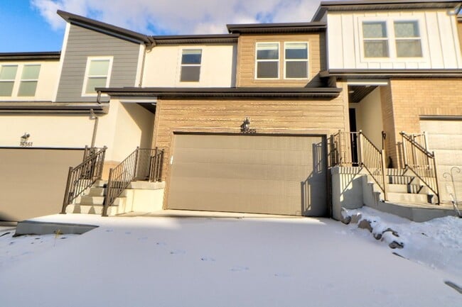 Building Photo - Pet Friendly Brand new Construction