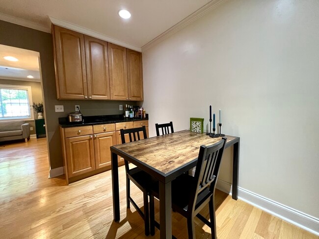 Photo - 131 Rondak Cir SE