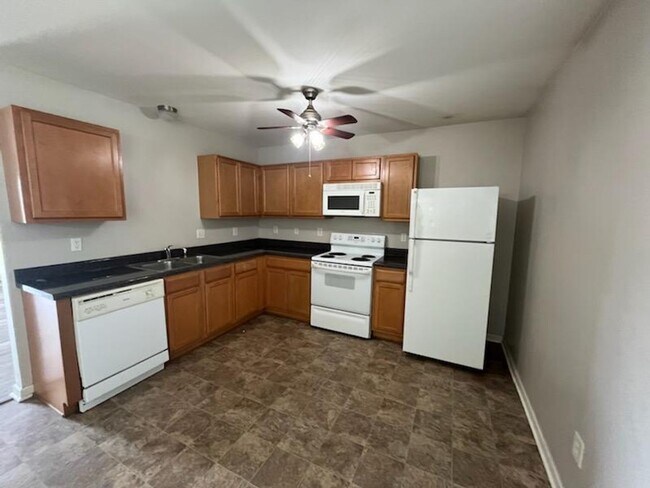 Photo - Cute home for rent