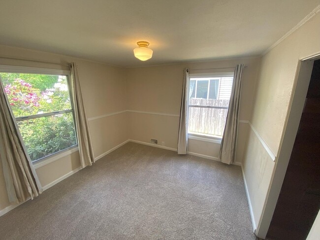 Photo - 2510 San Francisco Ave NE