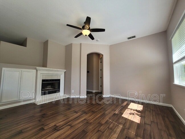 1105 Brookline Cir