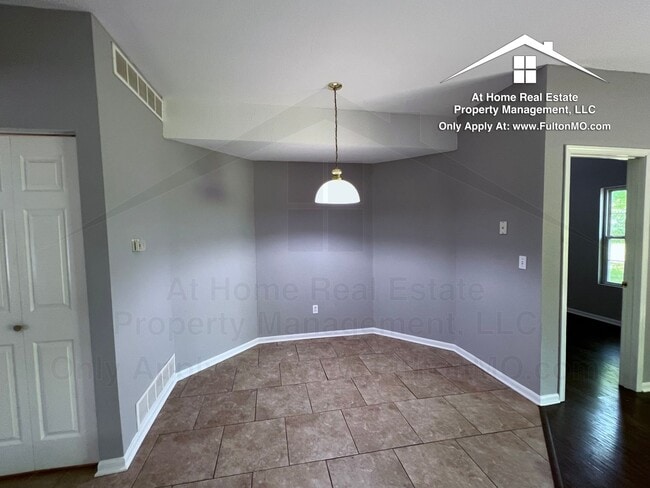 Photo - 997 Boulder Ct