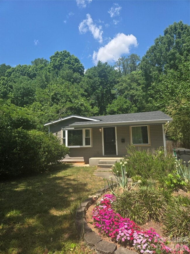 Building Photo - 3837 Ironwood St
