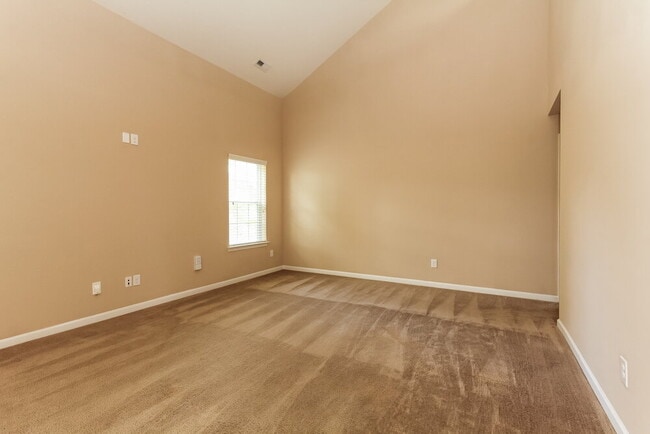 3324 Mortemer Ln