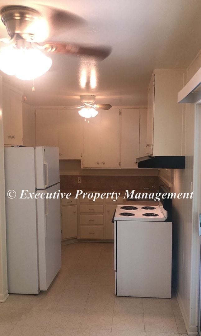 Photo - 608 S 3rd St