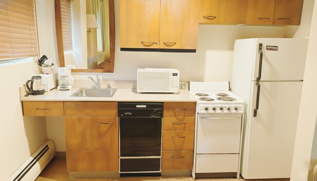 Building Photo - 505 W 2nd Ave Unit Studio Type