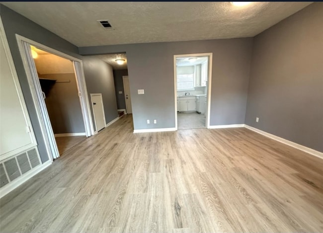 Photo - 1249 Seth Johnson Dr