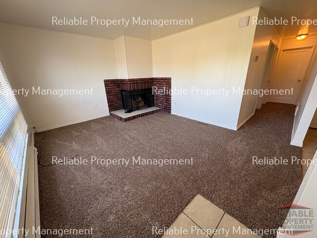 Photo - 1051 Russett St Unidad 1051