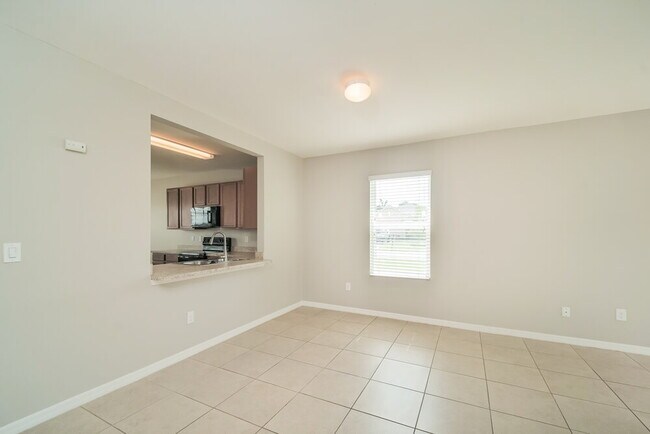 Photo - 714 SW 6th St