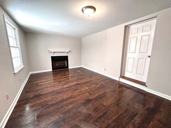 Photo - 2 Bedrooms- 1 Bathroom- House in West Rome!