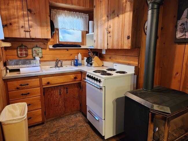 Photo - Furnished Cabin in Lake Tahoe-Nevada