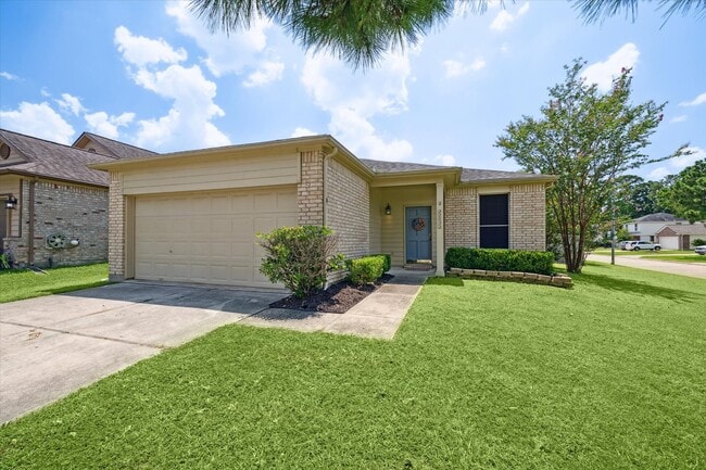 Building Photo - 22035 Holly Branch Dr
