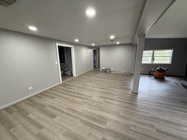 Photo - 54588 Marlee Rd