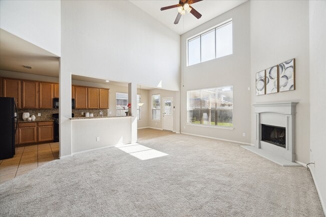 Photo - 831 Glen Abbey Dr