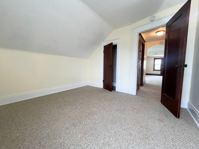Photo - 253 Shirley Ave Unit 2- Upper