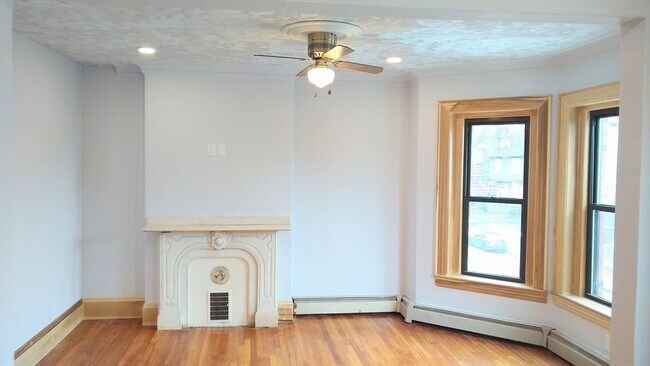 Photo - 20 Perrin St