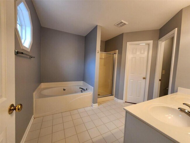Photo - 3542 Spring View Ct