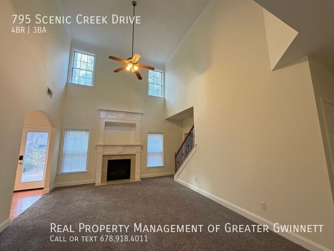 Photo - 795 Scenic Creek Dr SW
