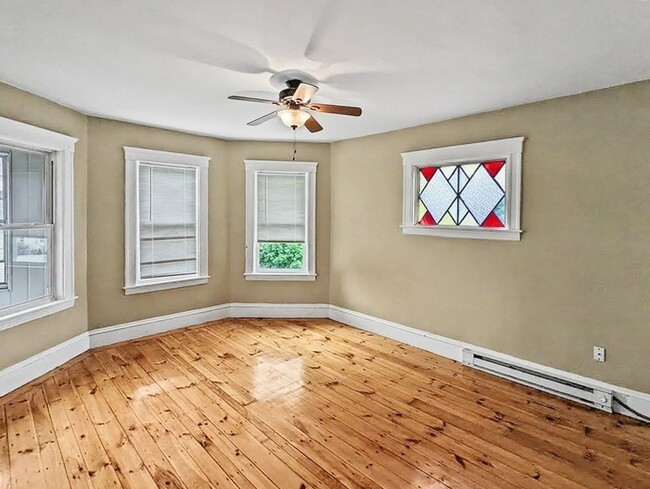 Building Photo - 41 Everard St Unit 3