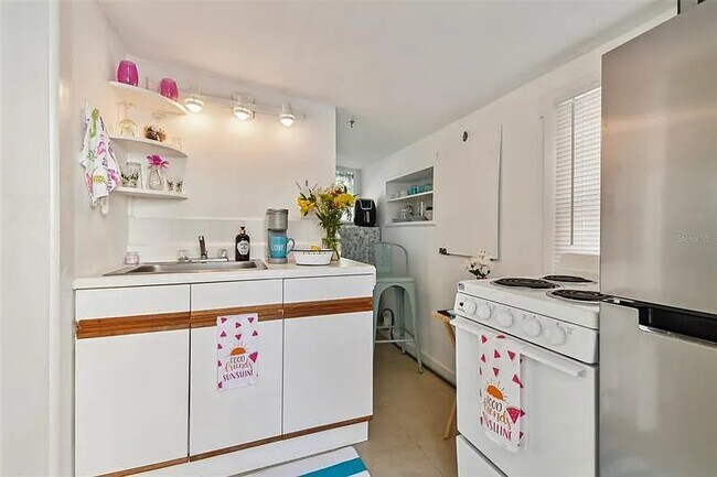 Photo - 3110 Pass a Grille Way